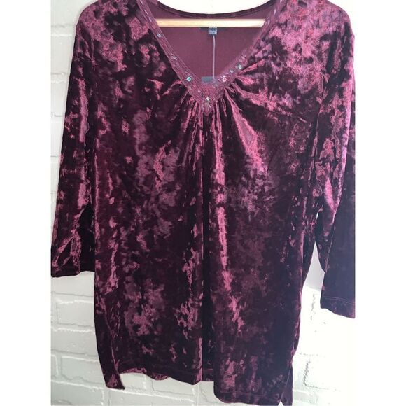 NWT Whimsigoth Velour Burgundy Lace Trim Tunic Top 2X - Picture 3 of 8